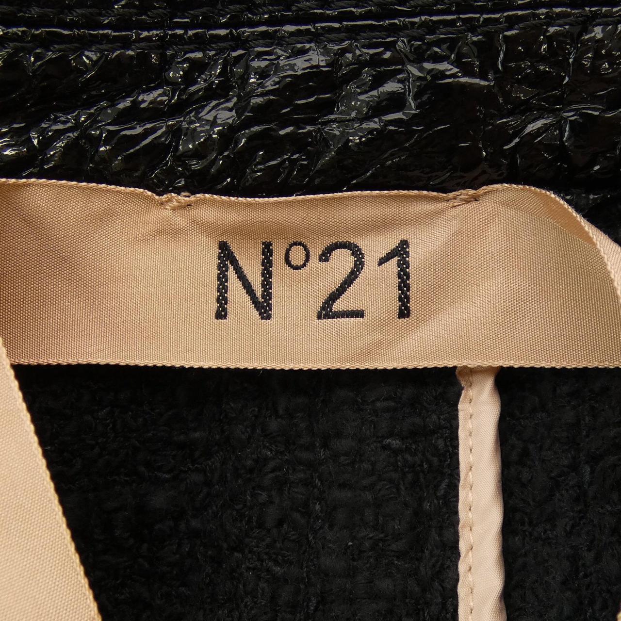N°21第 21 号球场