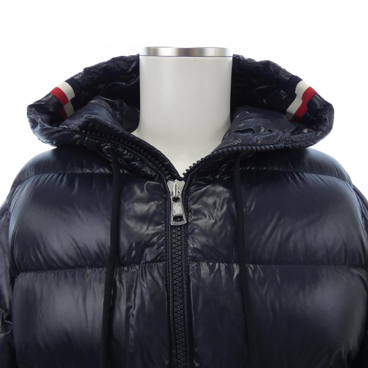 モンクレール MONCLER ダウンジャケット
