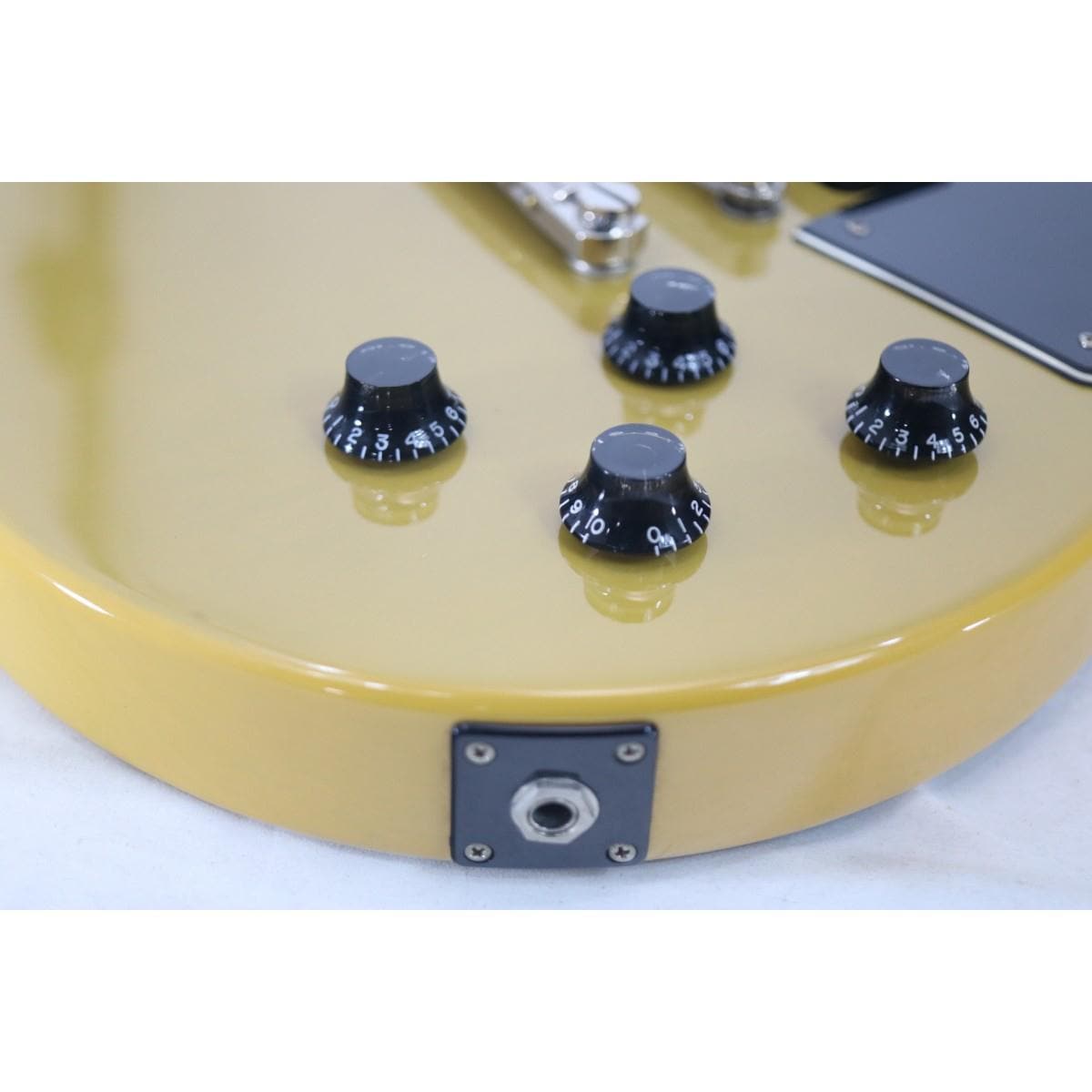 ＥＰＩＰＨＯＮＥ　　ＬＴＤ　ＬＥＳ　ＰＡＵＬ　ＳＰＥＣＩＡＬ