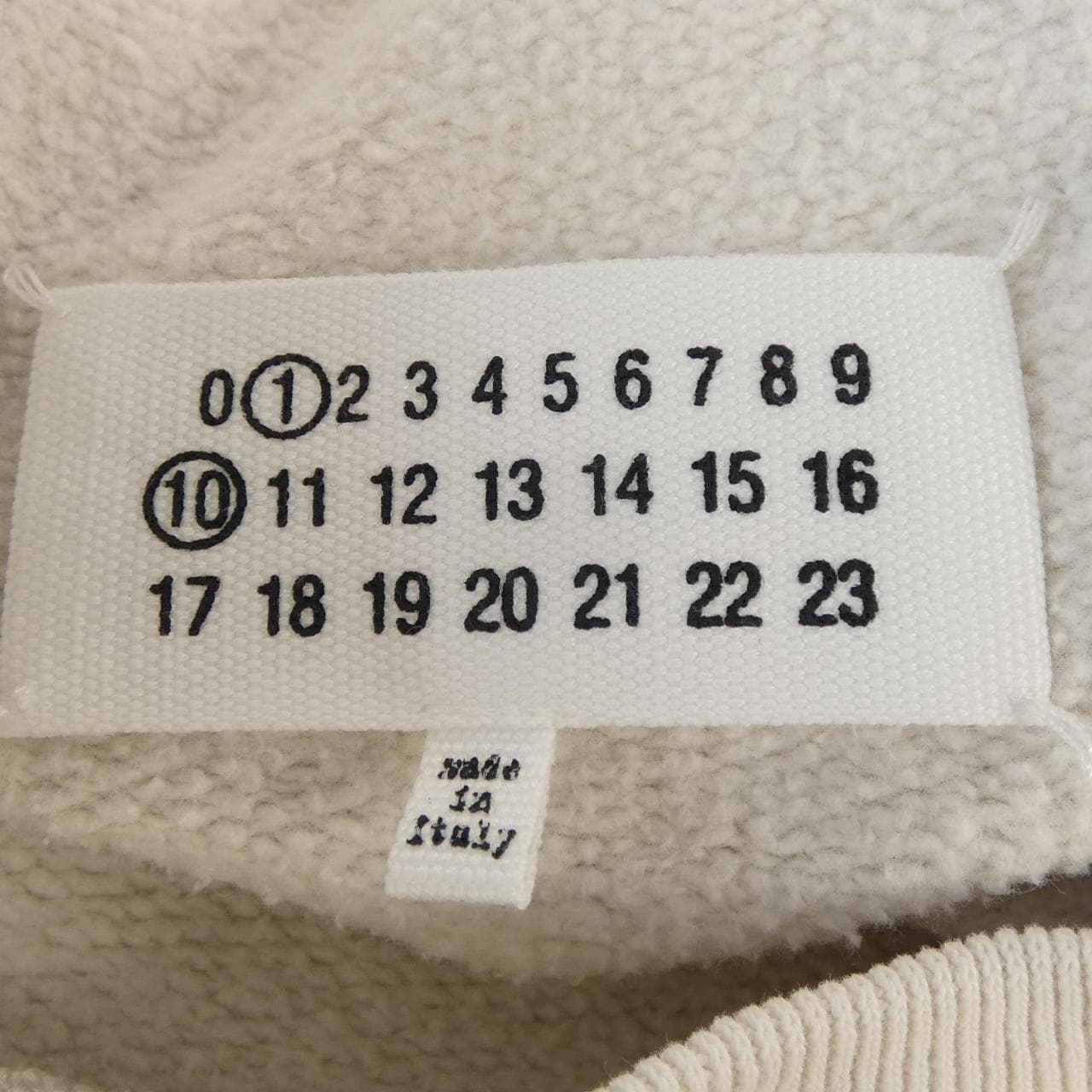 メゾンマルジェラ Maison Margiela S51GU0136 スウェット