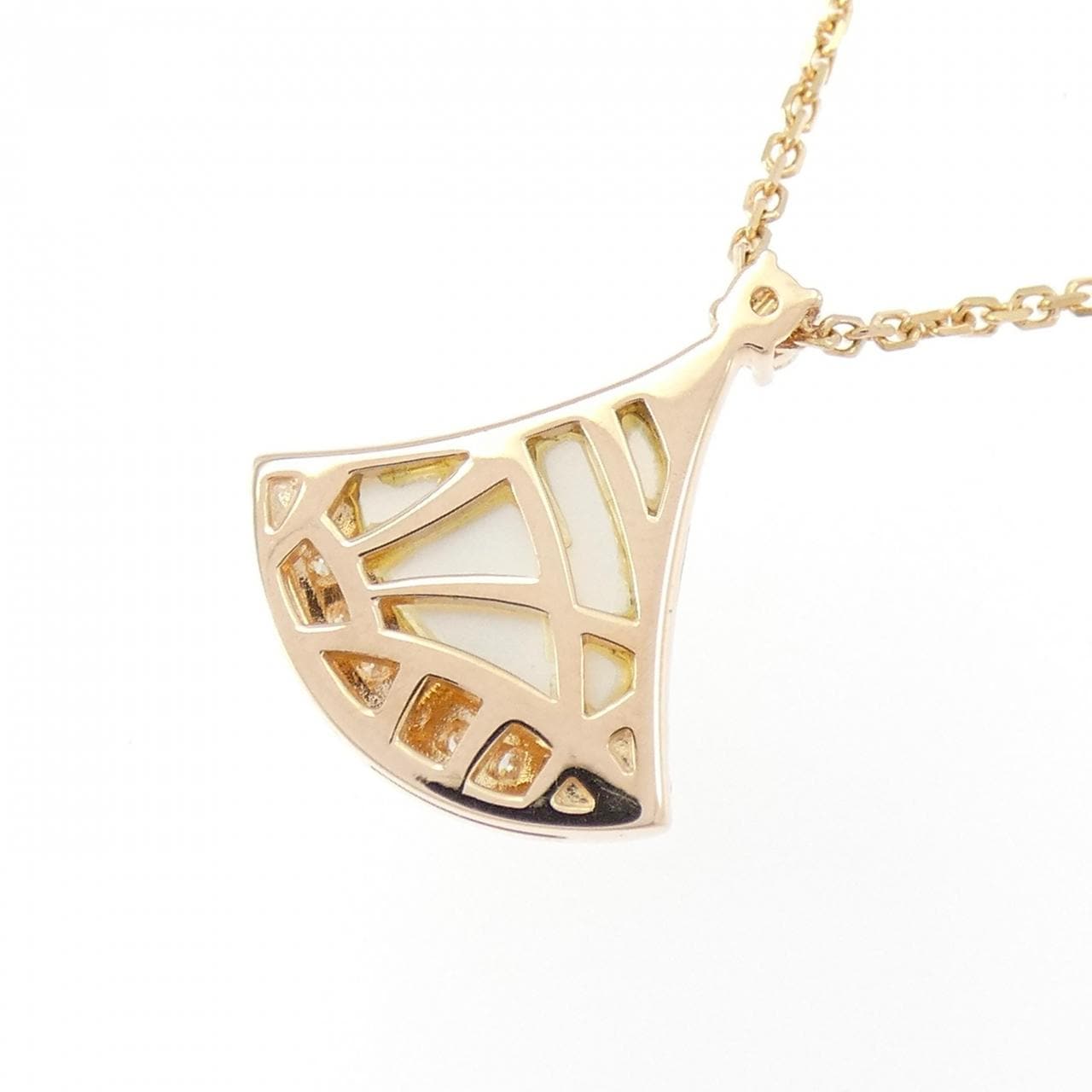 ブルガリ ディーヴァ ドリーム ネックレス