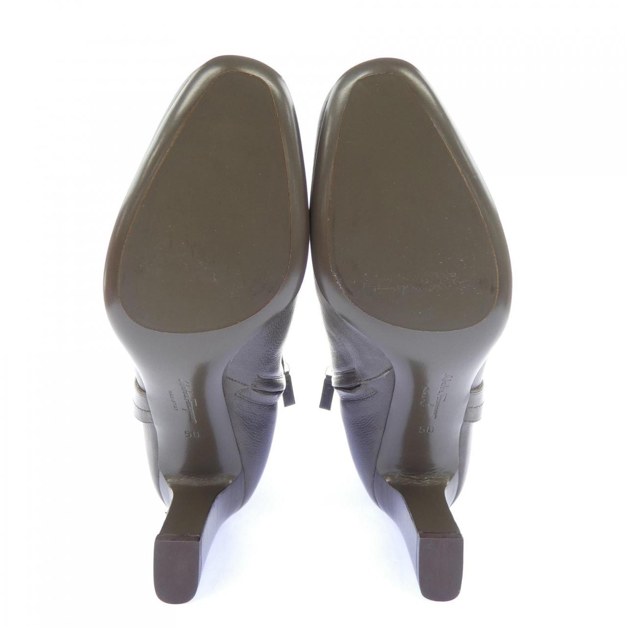 サルヴァトーレフェラガモ SALVATORE FERRAGAMO ブーツ