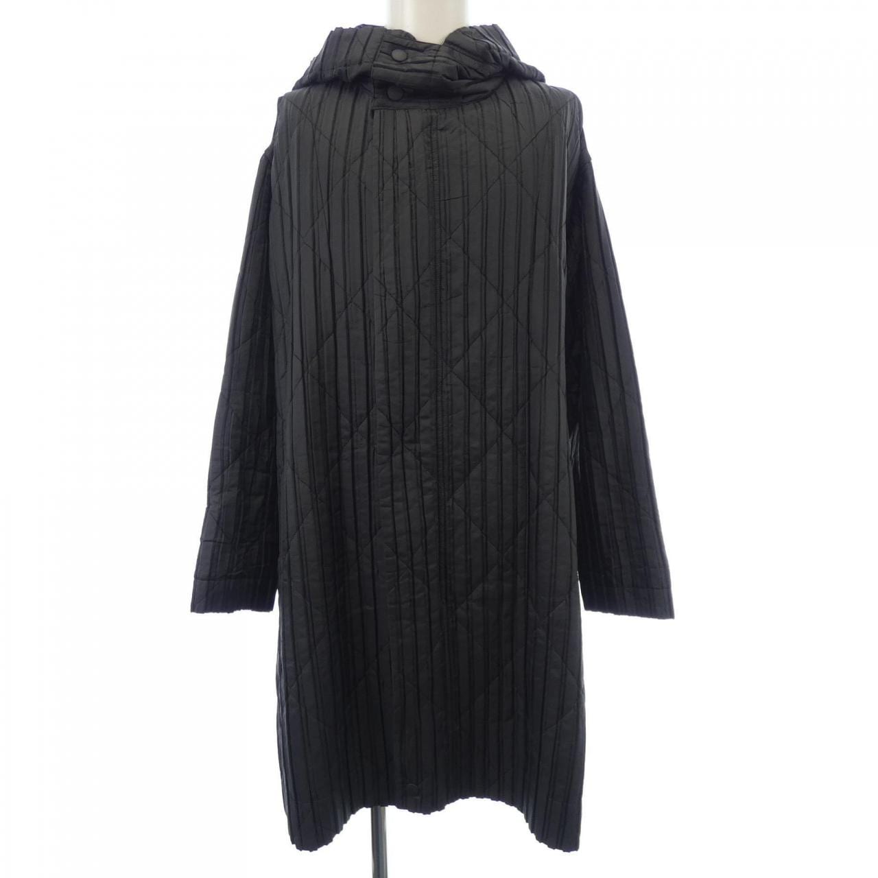 HOMME PLISSE coat