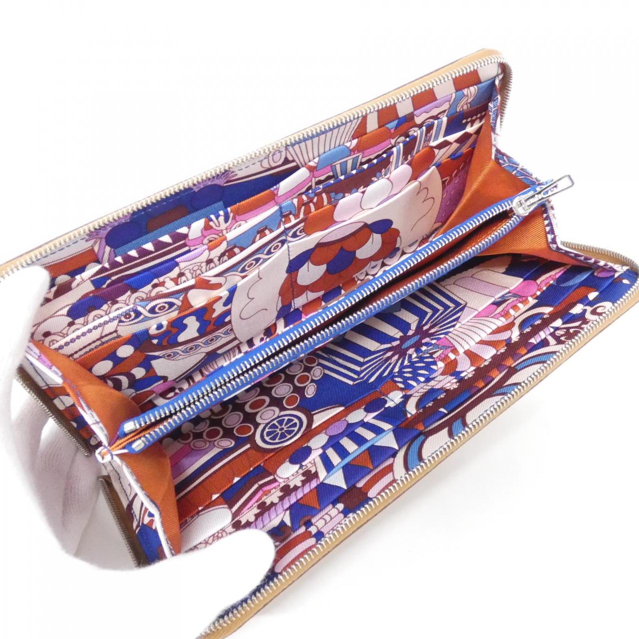 エルメス LA PATISSERIE FRANCAISE シルク イン クラシック 083084CK 財布