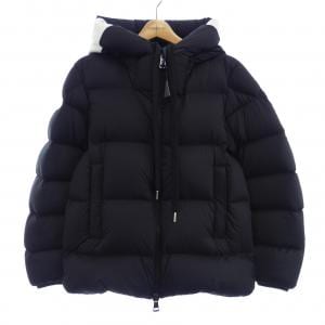 モンクレール MONCLER ダウンジャケット