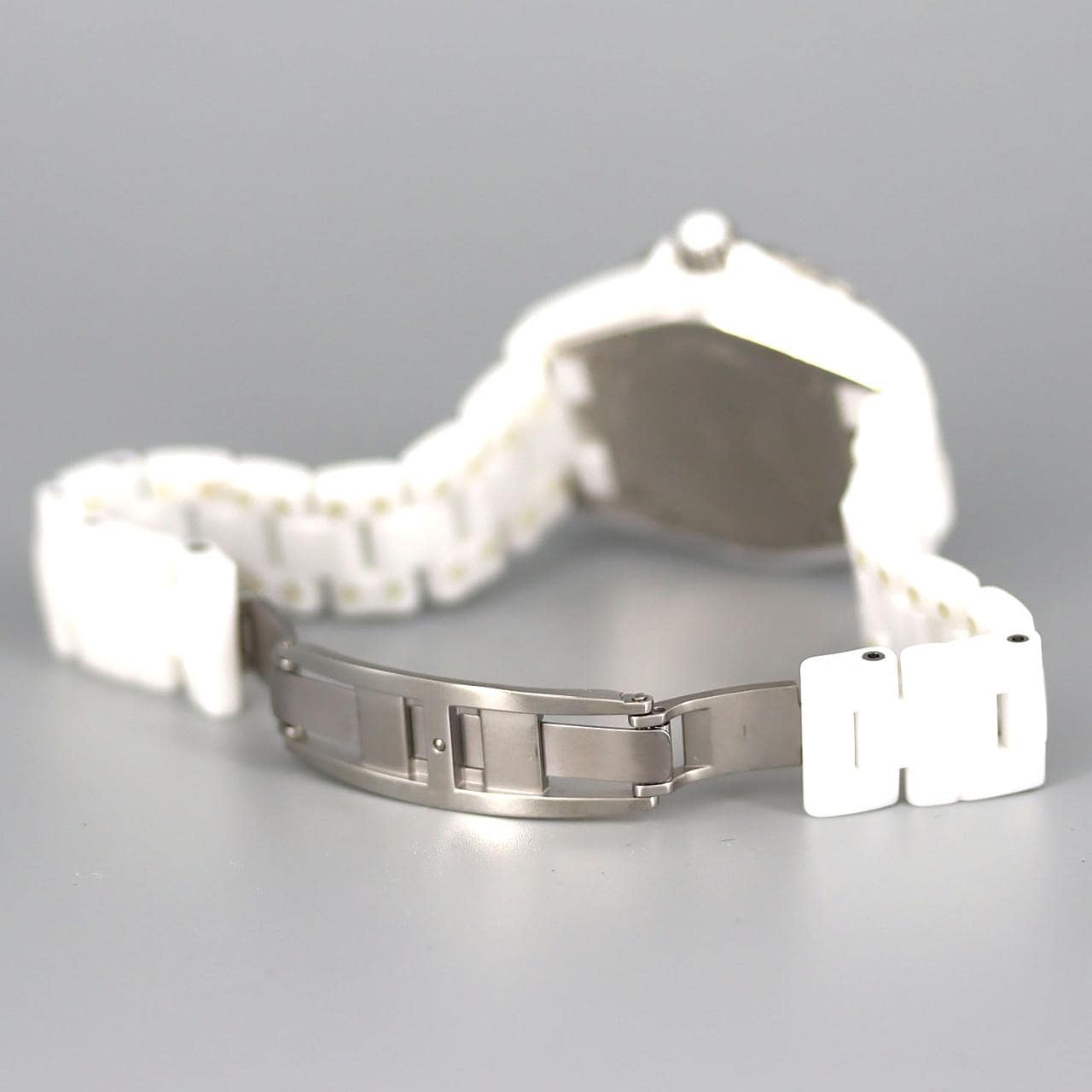 シャネル J12 33mmセラミック/2WD H0967 セラミック クォーツ