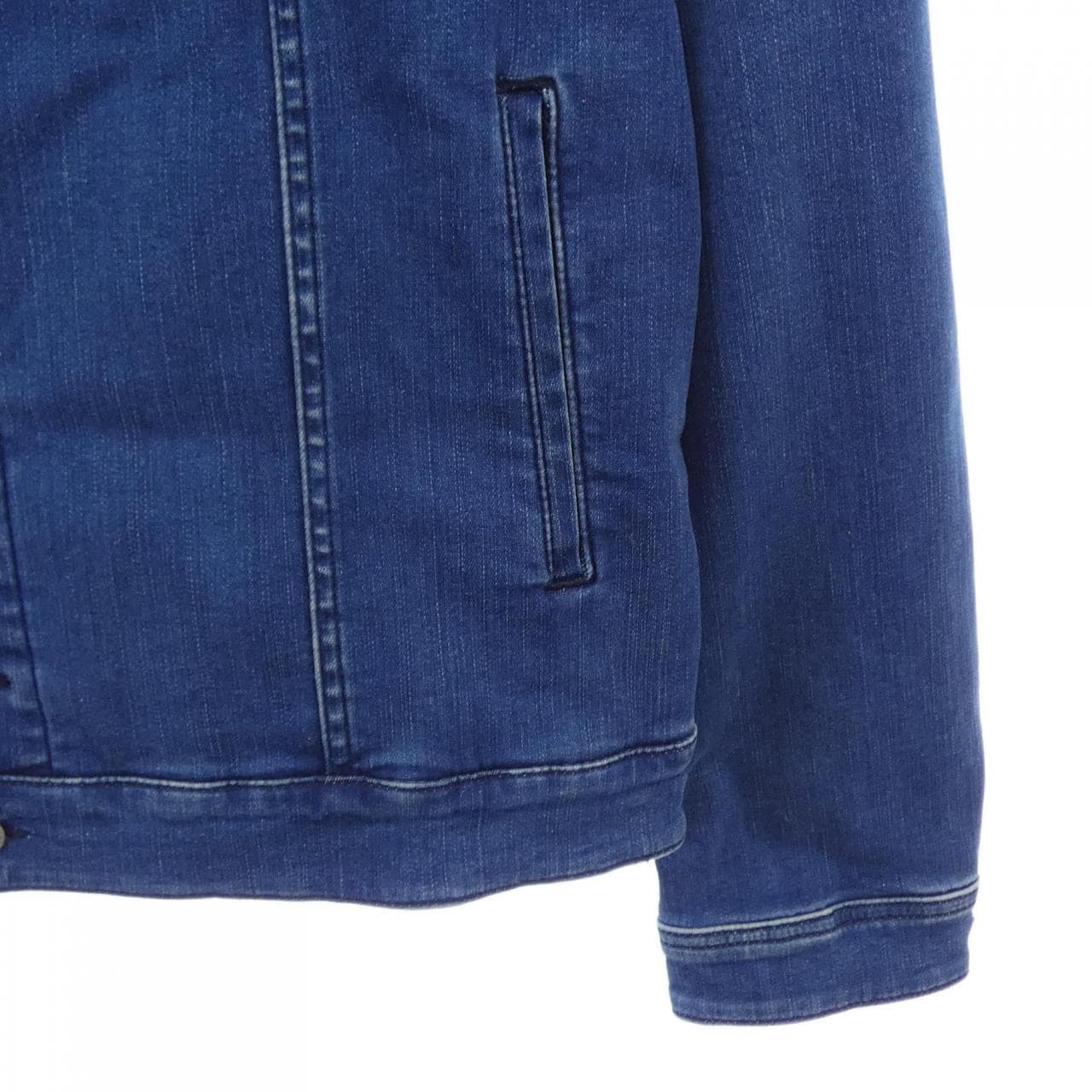 トラマロッサ TRAMAROSSA D392-12Moths ジャケット