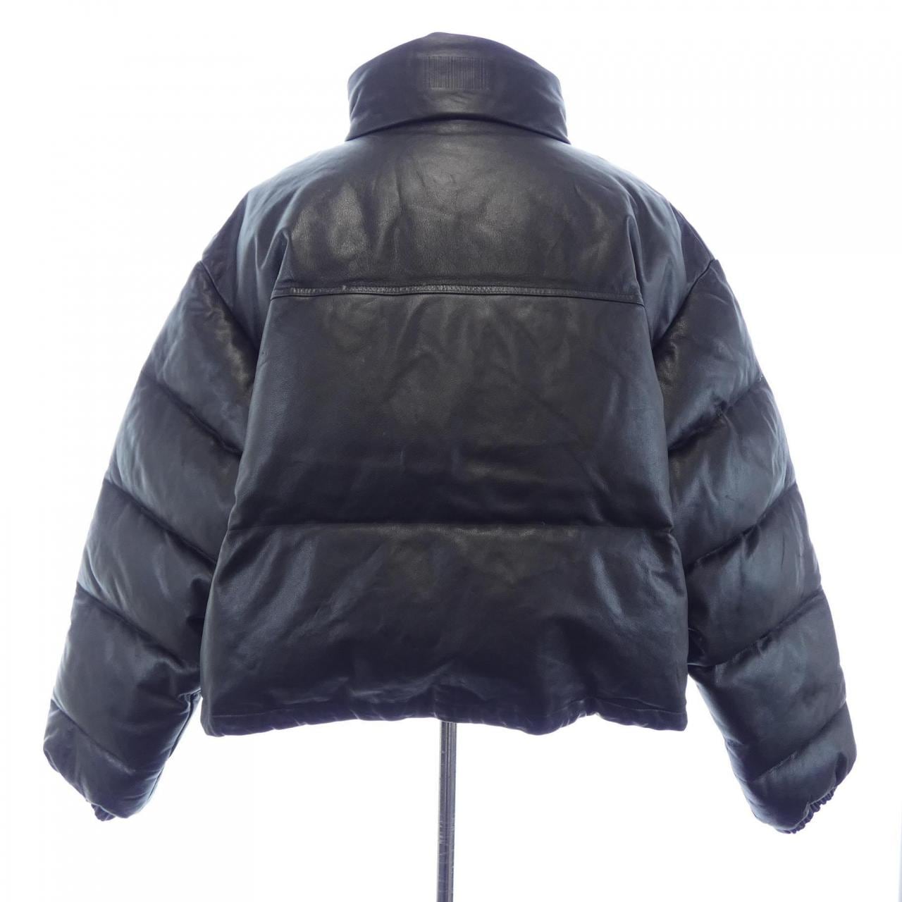 ヴェトモン VETEMENTS ダウンジャケット