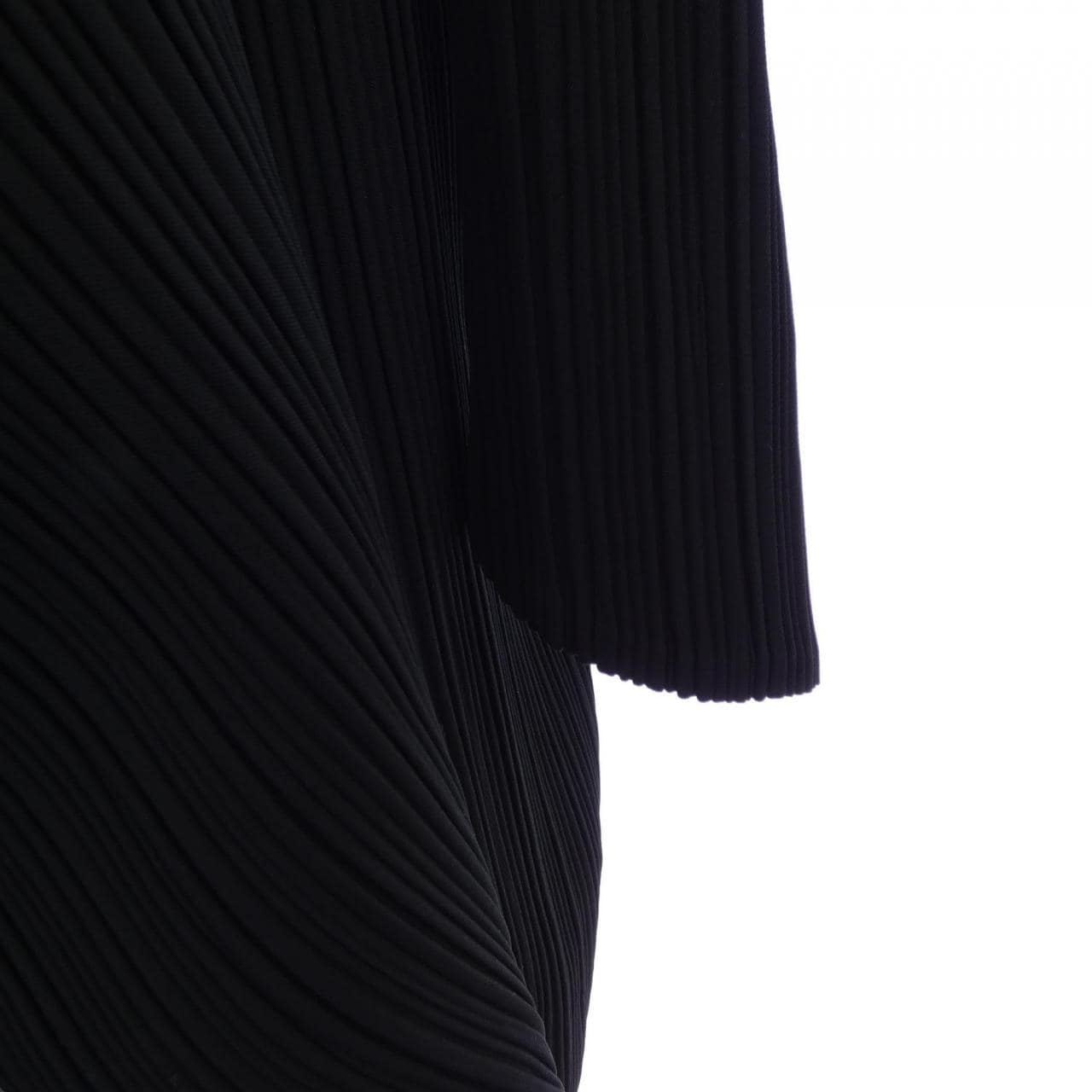イッセイミヤケ ISSEY MIYAKE EG33470 コート
