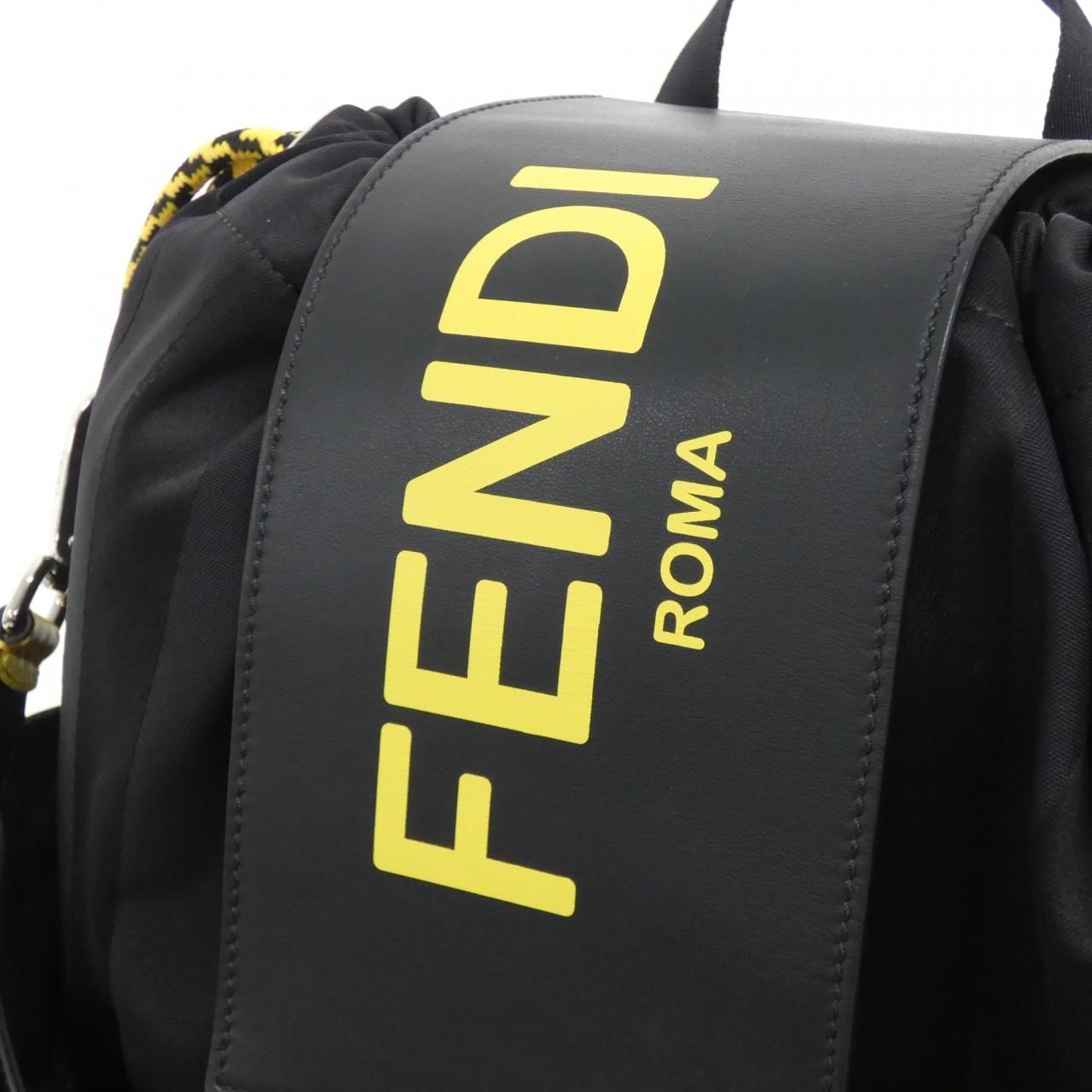 フェンディ フェンディ ストライク ラージ 7VA056 ADMA リュックサック