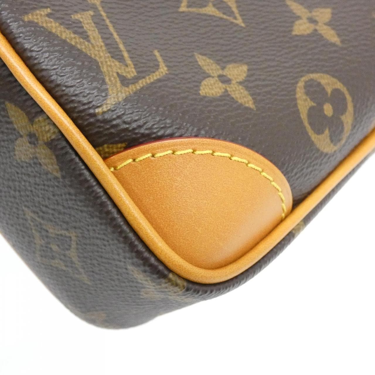 ルイヴィトン モノグラム アーカイブ トロカデロ ウェアラブル ウォレット M14058 ショルダーバッグ