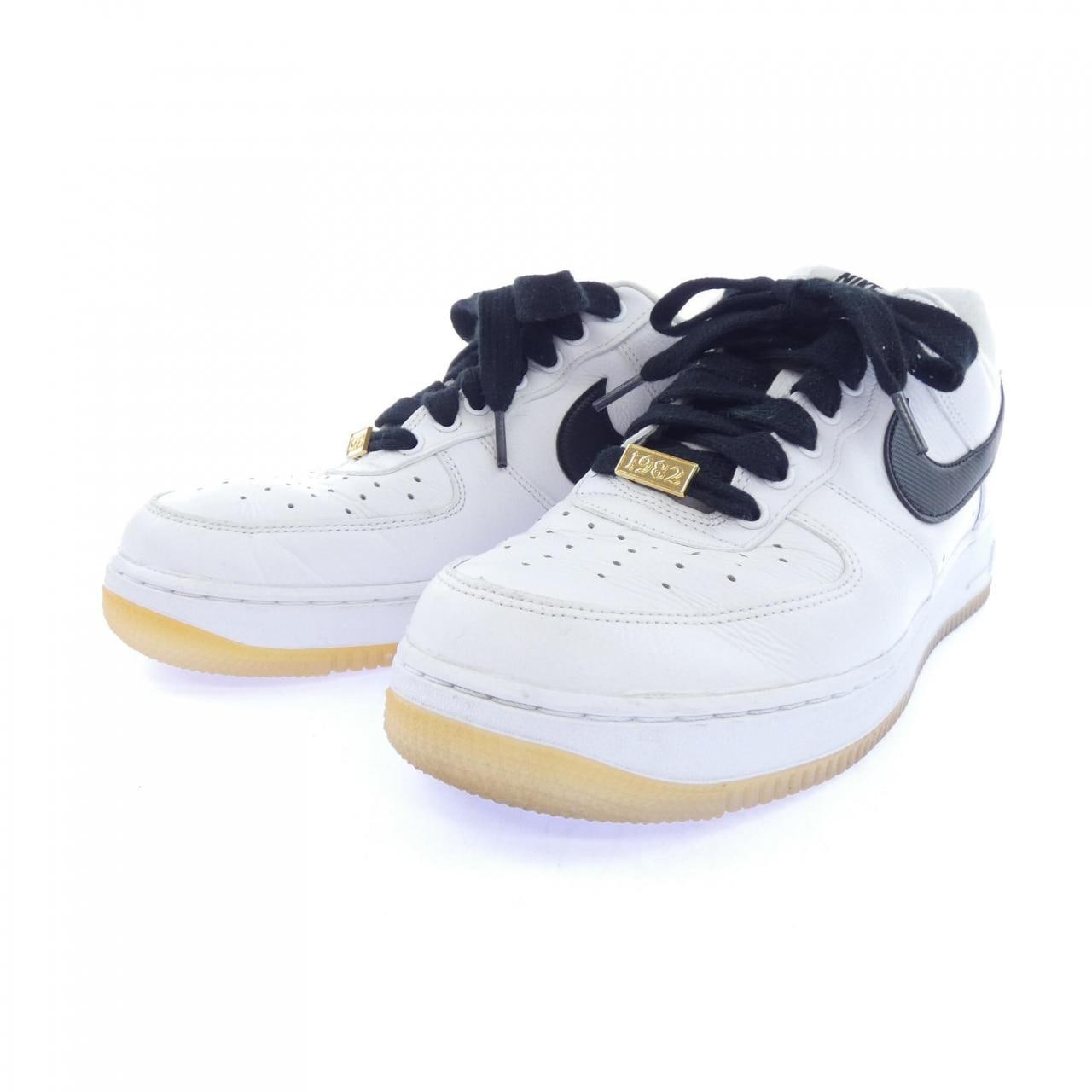 ナイキ NIKE DX2305-100 スニーカー
