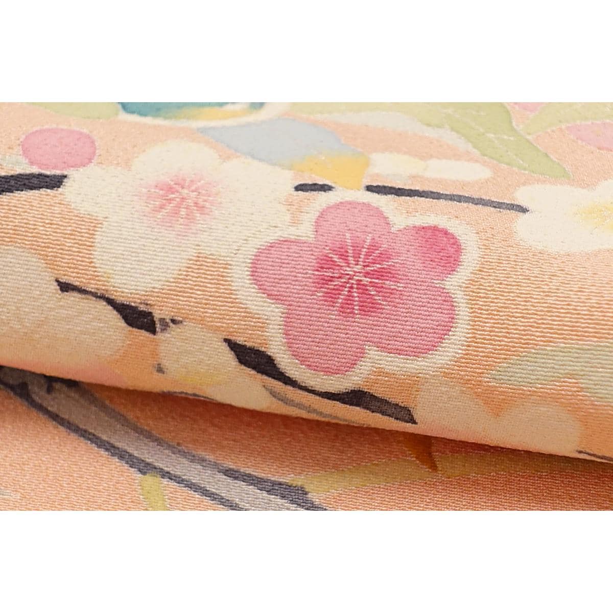 Colored Tomesode Honkaga Yuzen Kuroda Can Be Used For Visiting Kimono Ivy