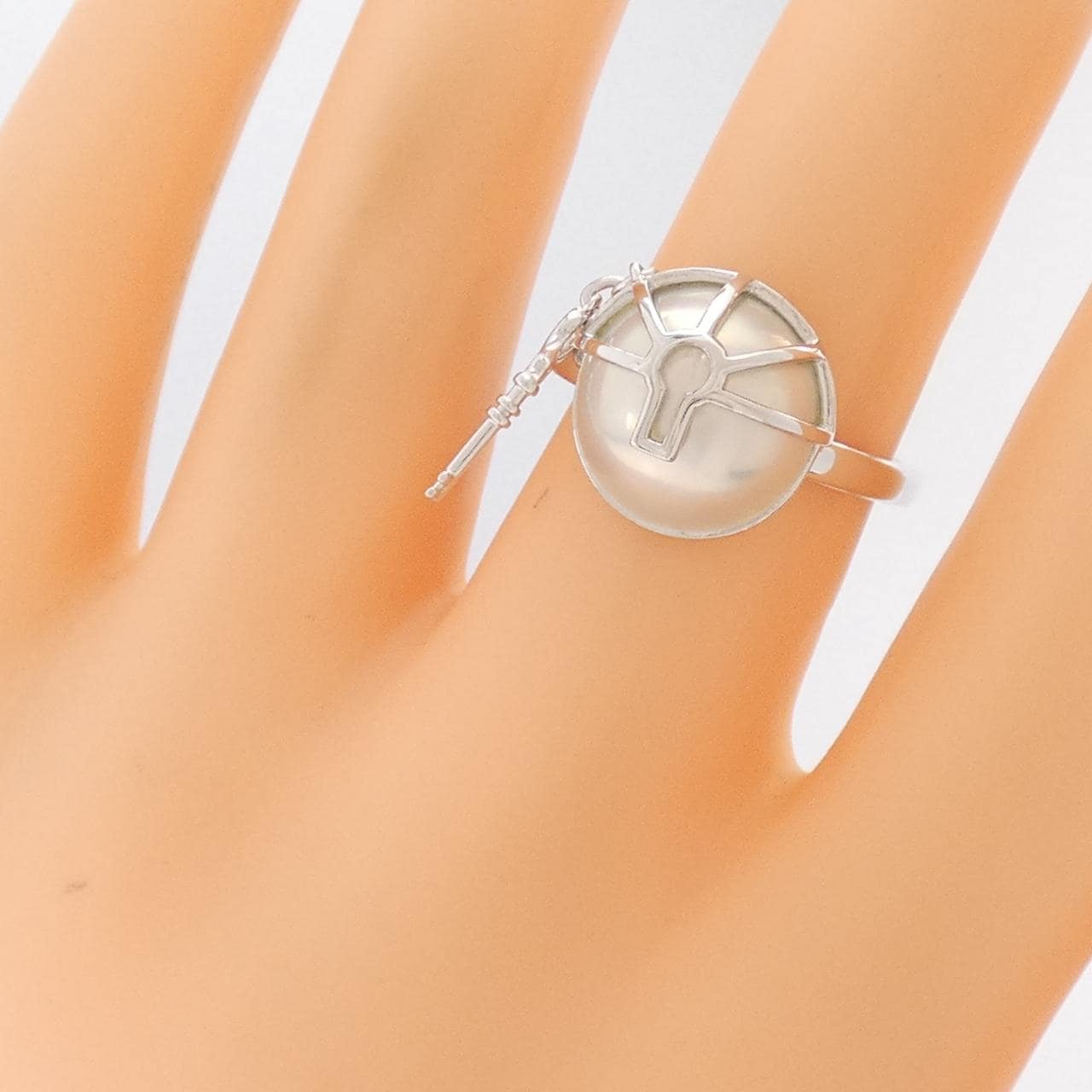 Tasaki Key Mabe Pearl Ring