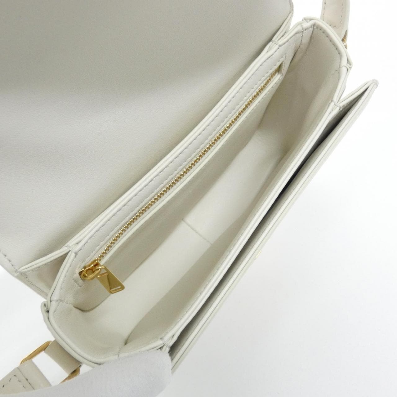 【新品】セリーヌ ティーン トリオンフ 188423BF4 ショルダーバッグ