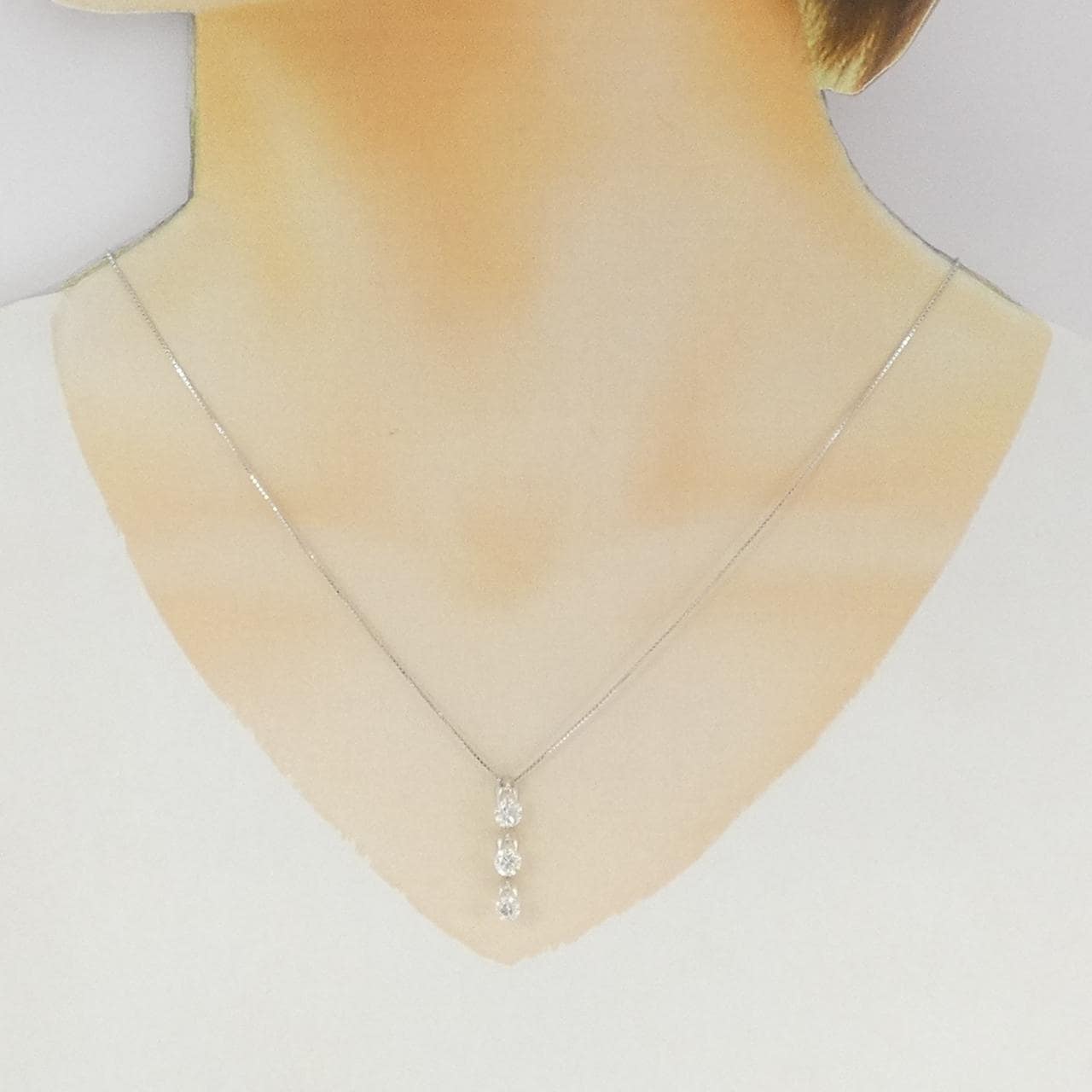 K18WG スリーストーン ダイヤモンド ネックレス 1.00CT