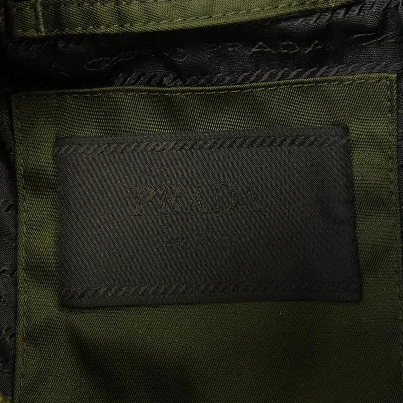 プラダ PRADA SGB315 ベスト