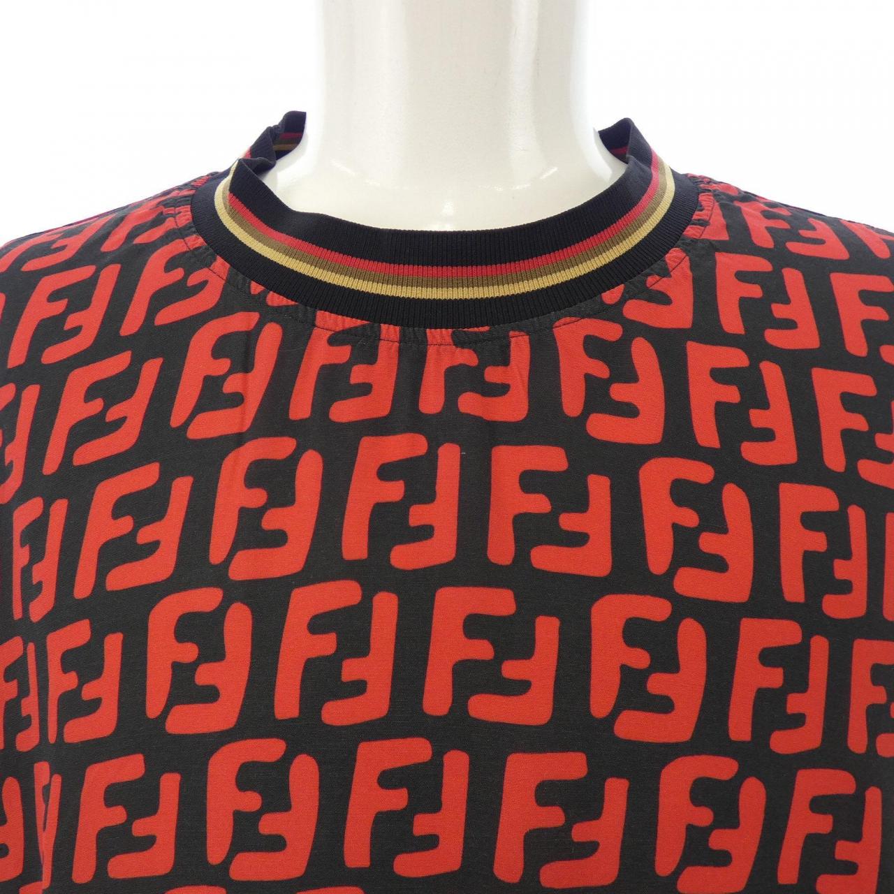 フェンディ FENDI FS0769 A75G Tシャツ