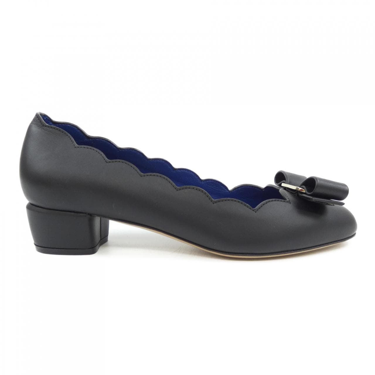 サルヴァトーレフェラガモ SALVATORE FERRAGAMO パンプス