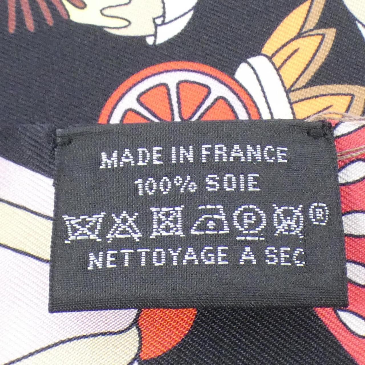 [未使用品] HERMES LA PATISSERIE FRANCAISE Twilly小饰物853336S 圍巾