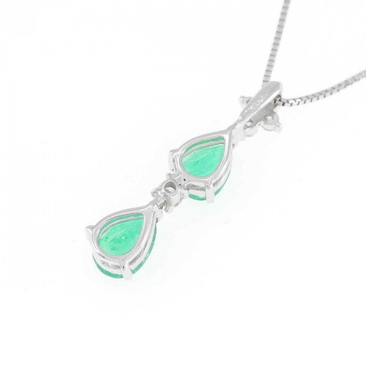 K18WG Emerald Necklace 0.94CT