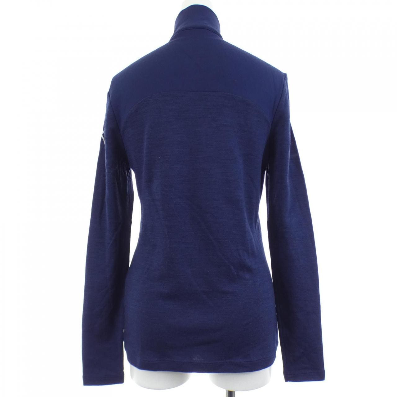 シェルボ CHERVO トップス