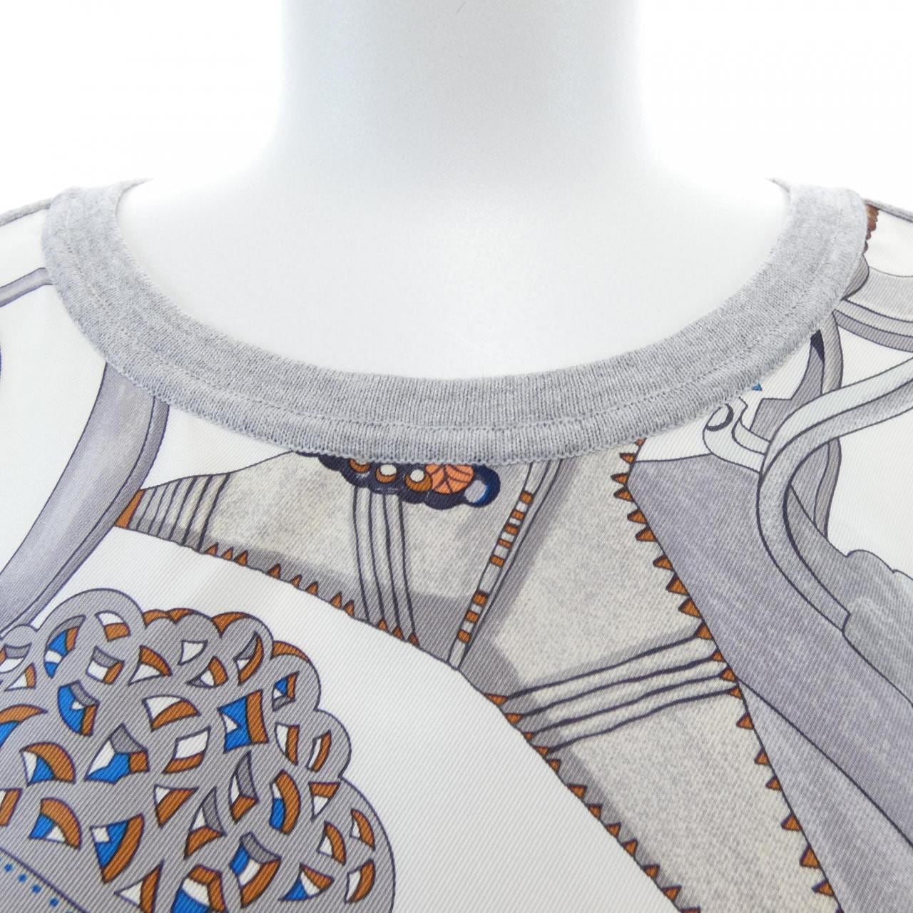 エルメス HERMES CONCOURS D'ETRIES 46-7763 ツイルレーヌ. ニット