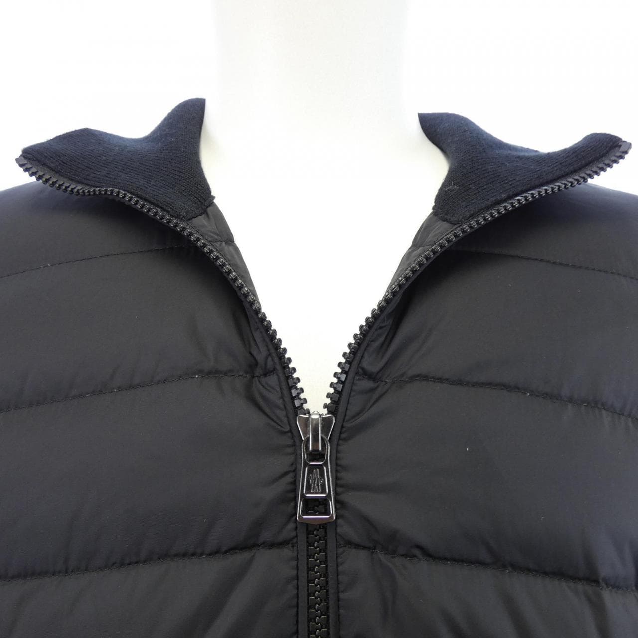 モンクレール MONCLER 20919B50700 ダウンジャケット