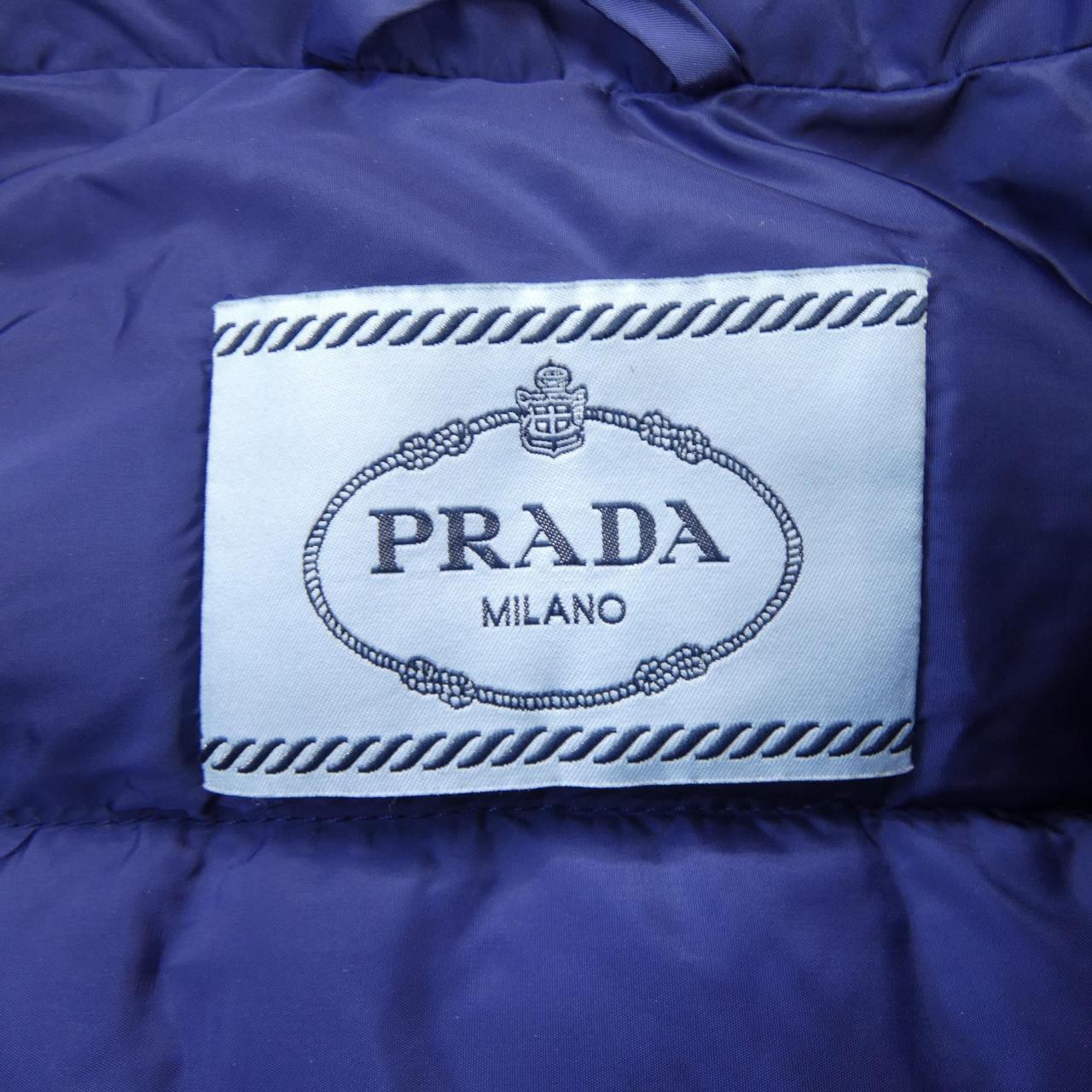 プラダ PRADA ダウンジャケット