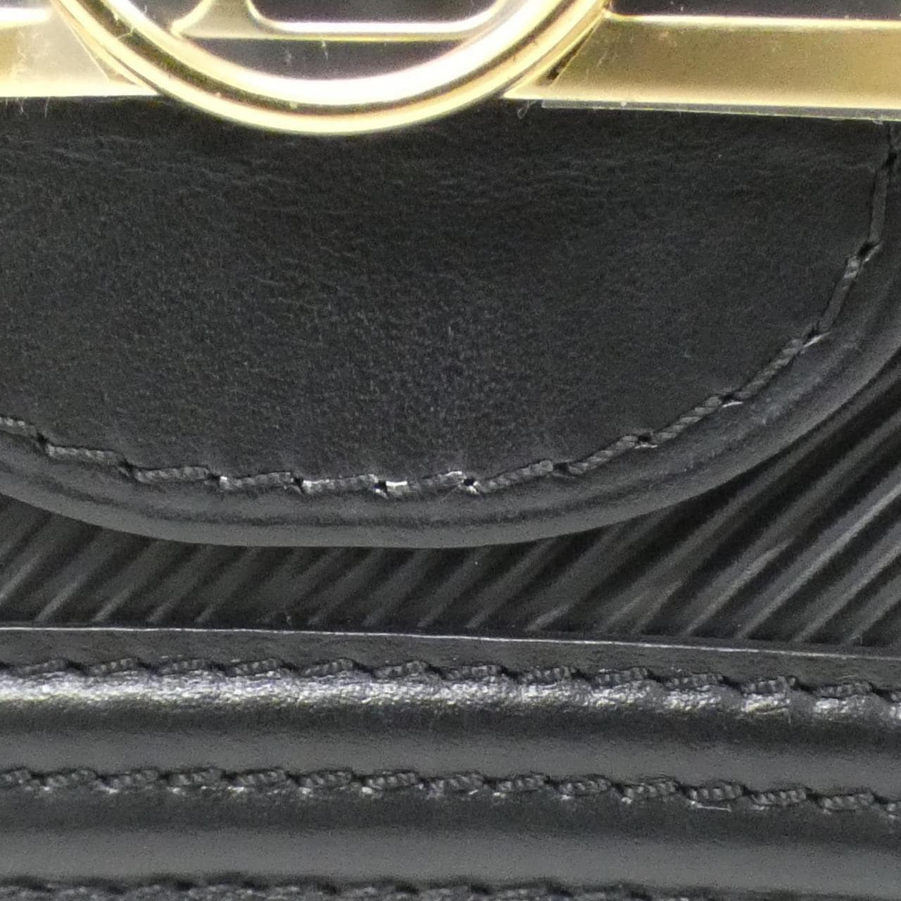 ルイヴィトン エピ ドーフィーヌ MM M56141 ショルダーバッグ