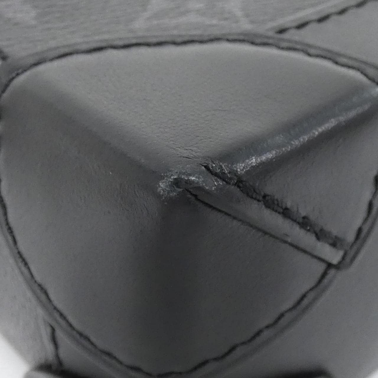LOUIS VUITTON Monogram Eclipse Nano Steamer M82774 肩背包