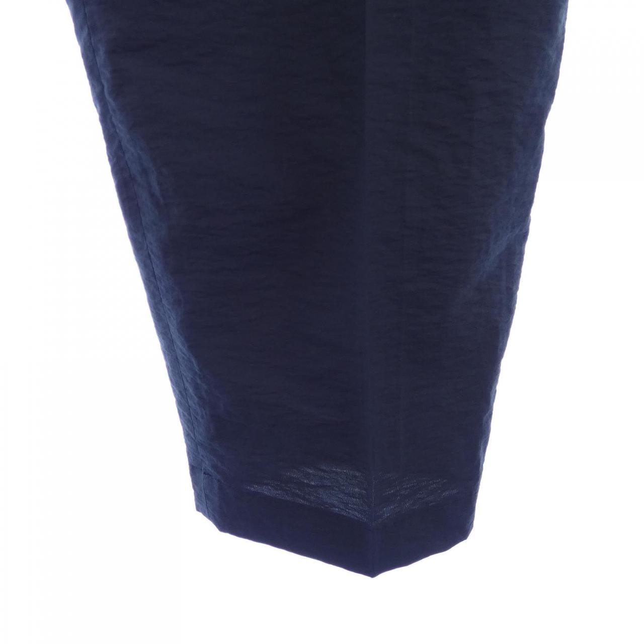 ブルネロクチネリ BRUNELLO CUCINELLI パンツ