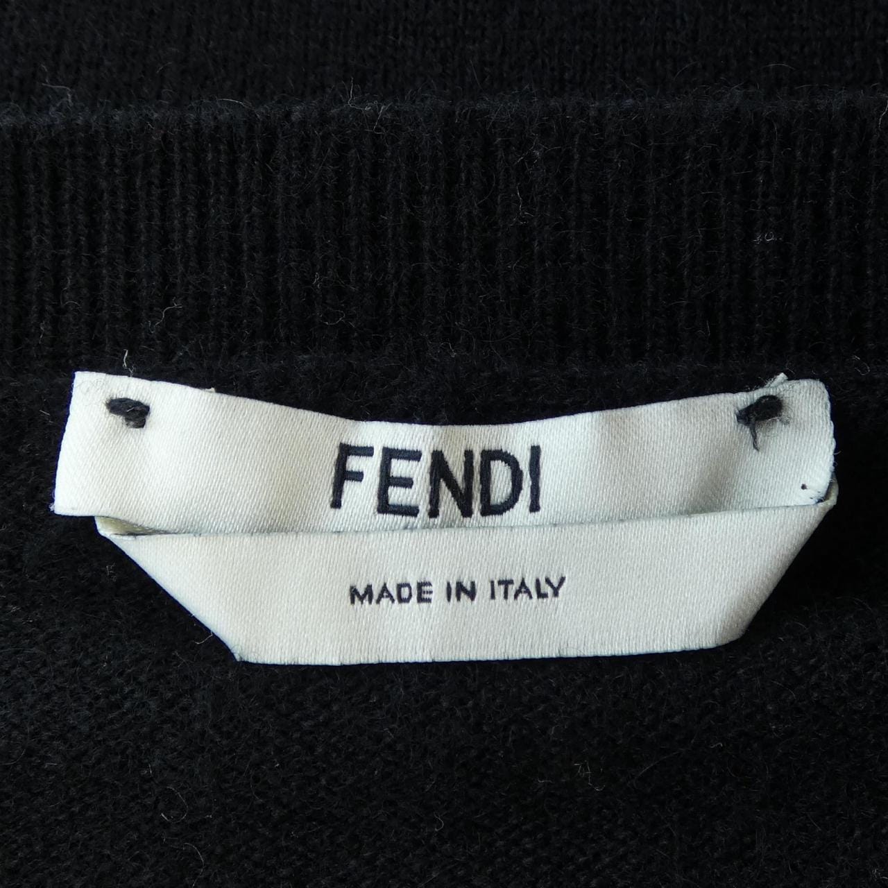 フェンディ FENDI FZZ513 W4R ニット