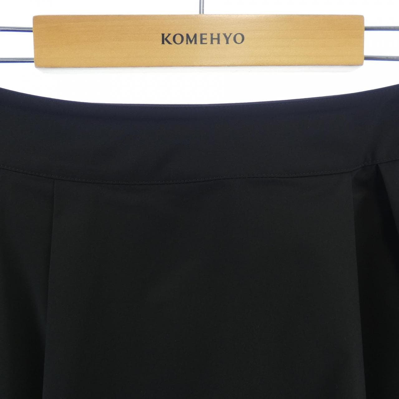トゥービーシック TO BE CHIC スカート