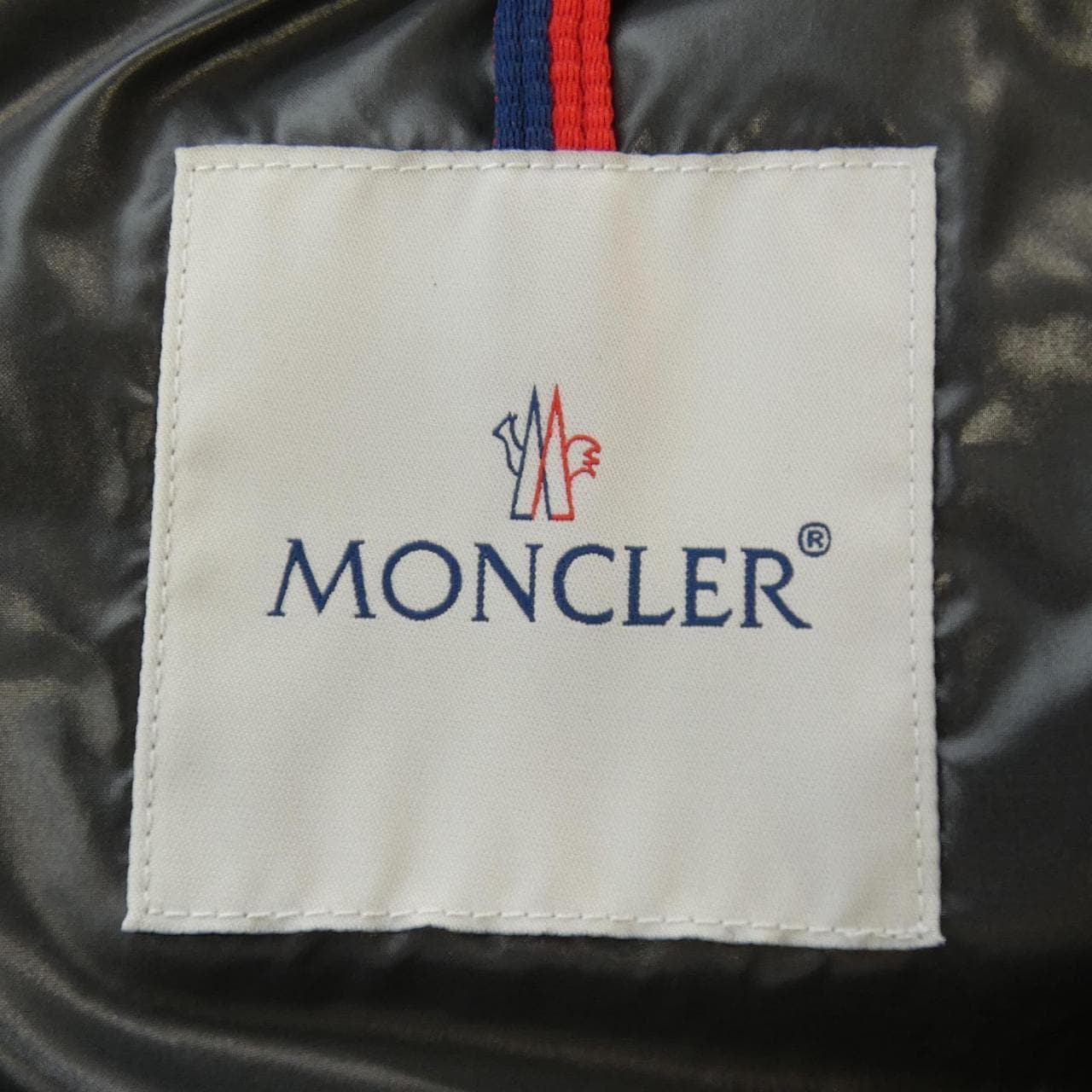 モンクレール MONCLER ダウンジャケット