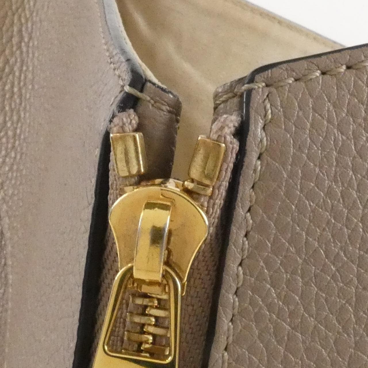 ロエベ ハンモック スモール A538S35X51 ショルダーバッグ