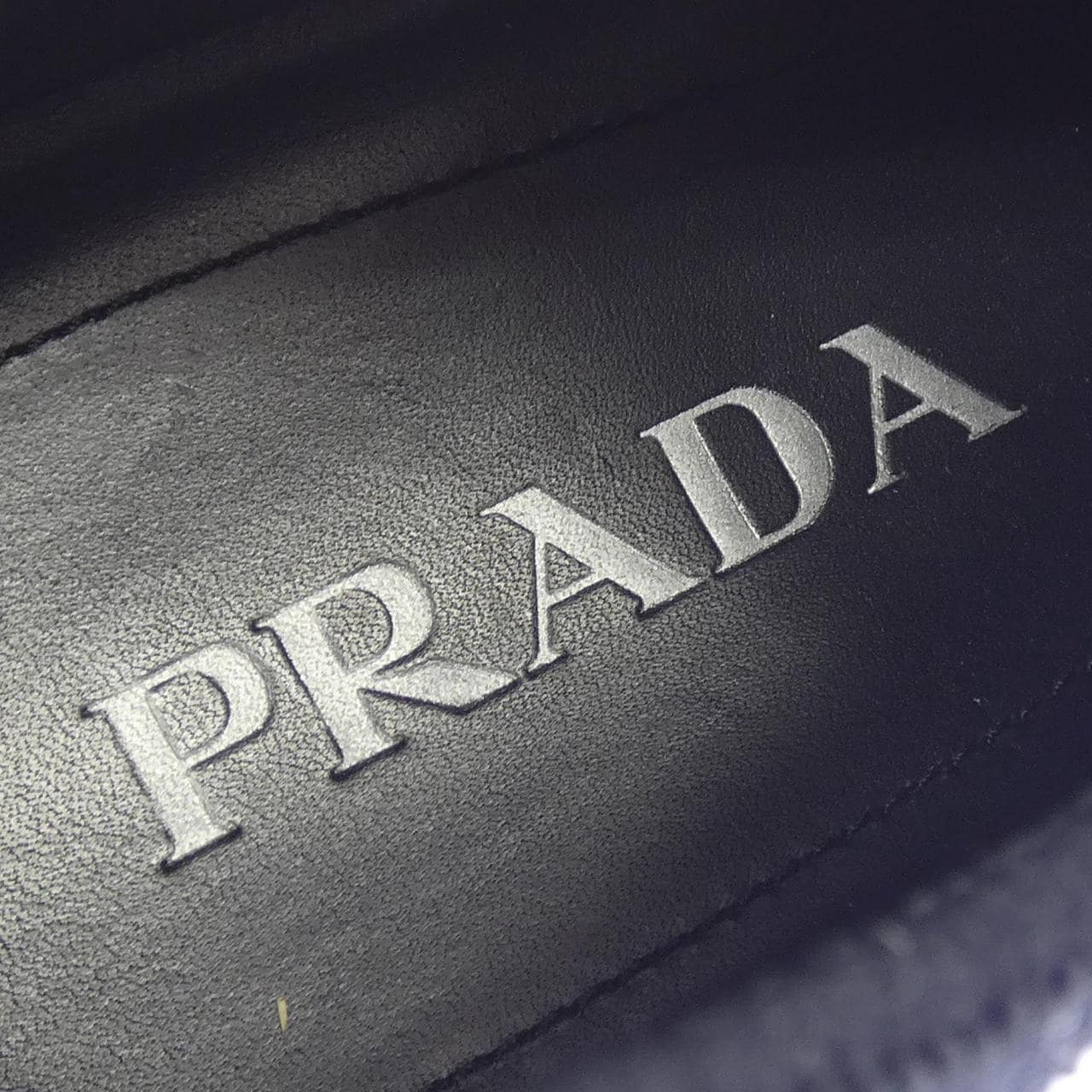 プラダ PRADA スニーカー