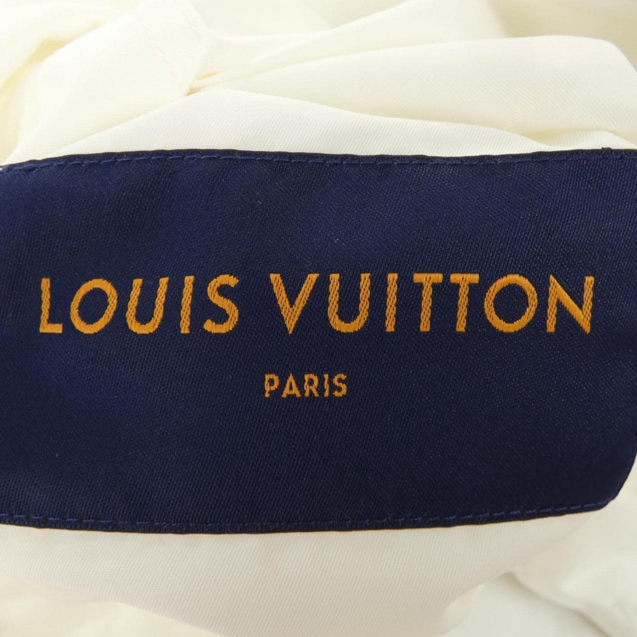 ルイヴィトン LOUIS VUITTON モノグラムリバーシブルナイロンウインドブレーカー HLB46WMO6 ジャケット