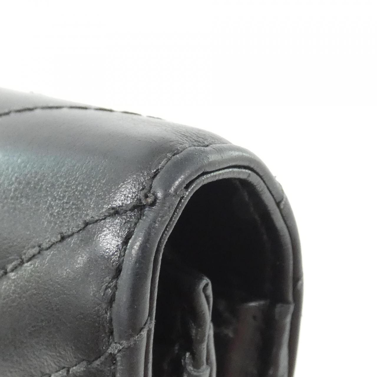 グッチ GG MARMONT 443436 DTD1T 財布