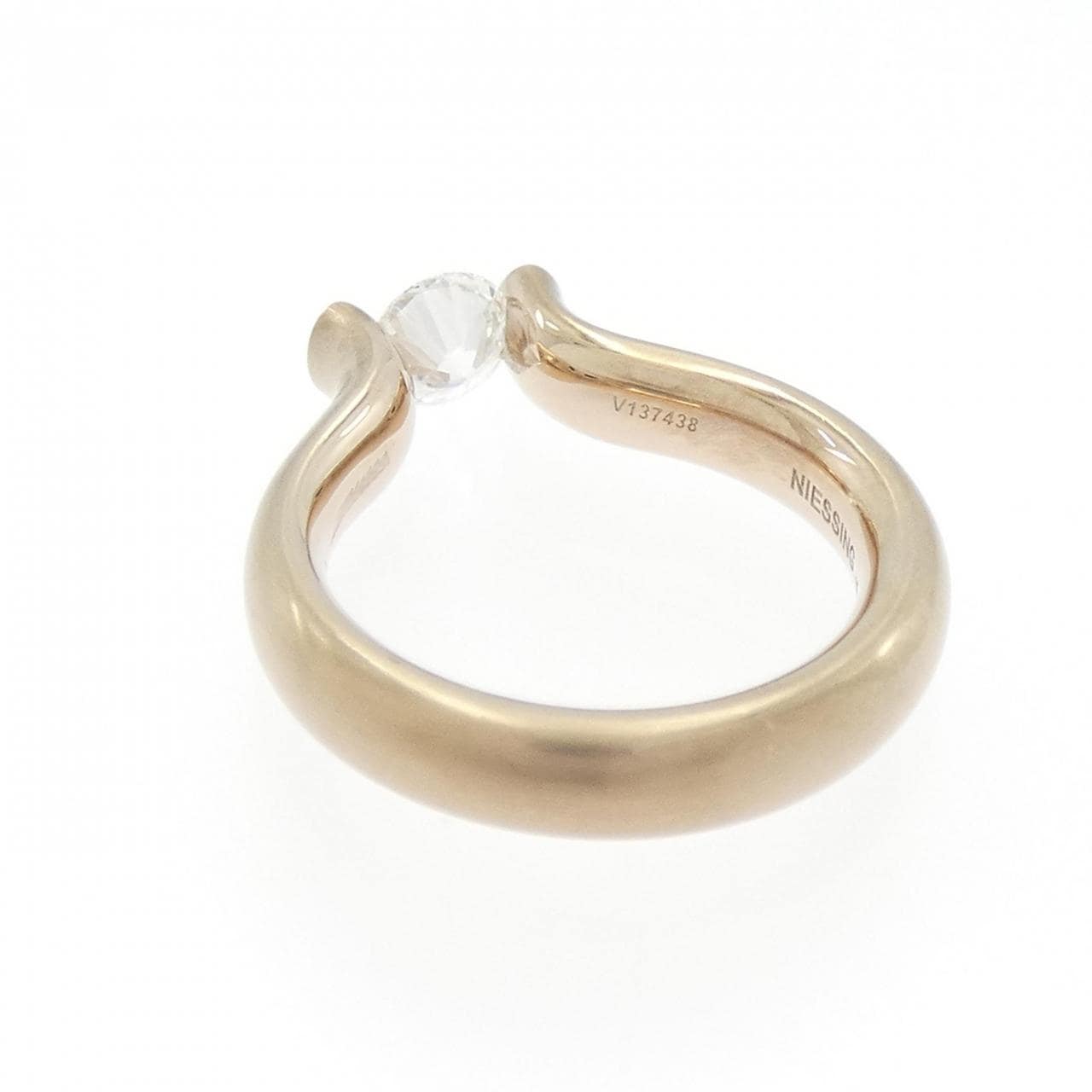 ニーシング ダイヤモンド リング 0.510CT