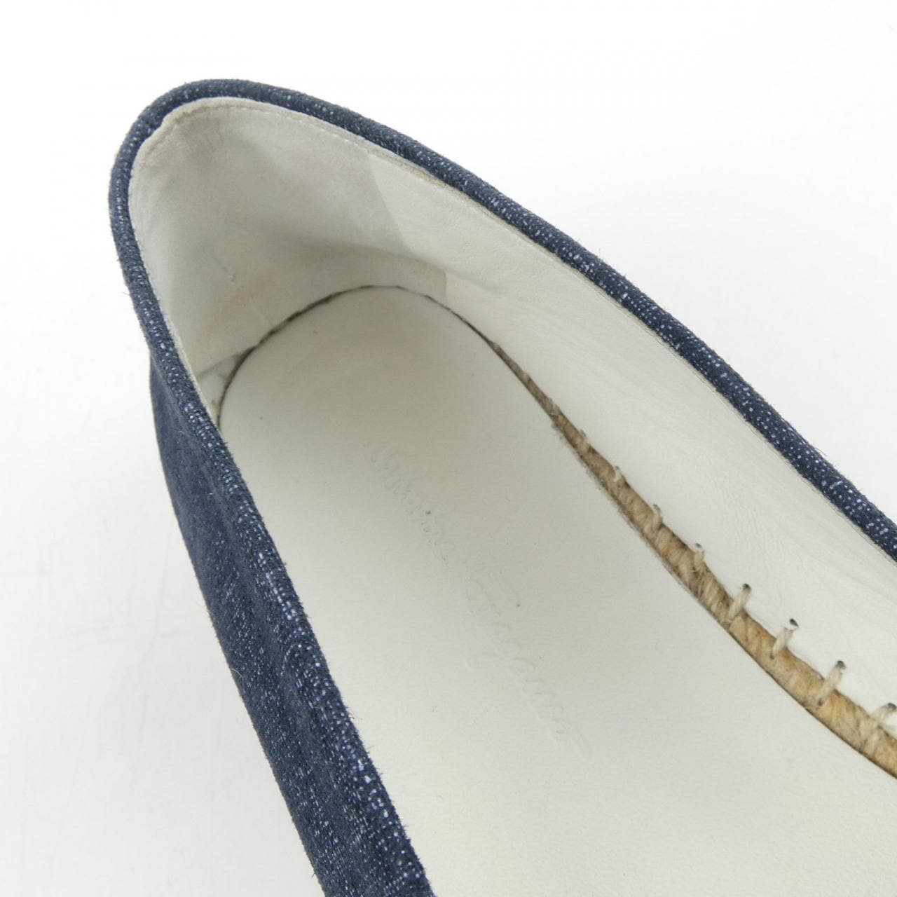 サルヴァトーレフェラガモ SALVATORE FERRAGAMO フラットシューズ