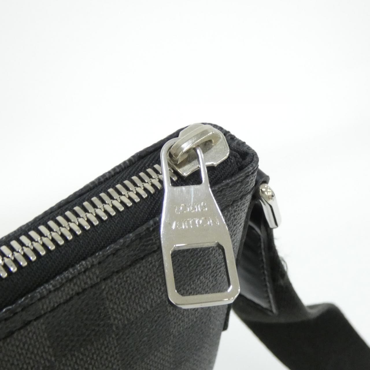 ルイヴィトン ダミエ グラフィット ミック PM N41211 ショルダーバッグ