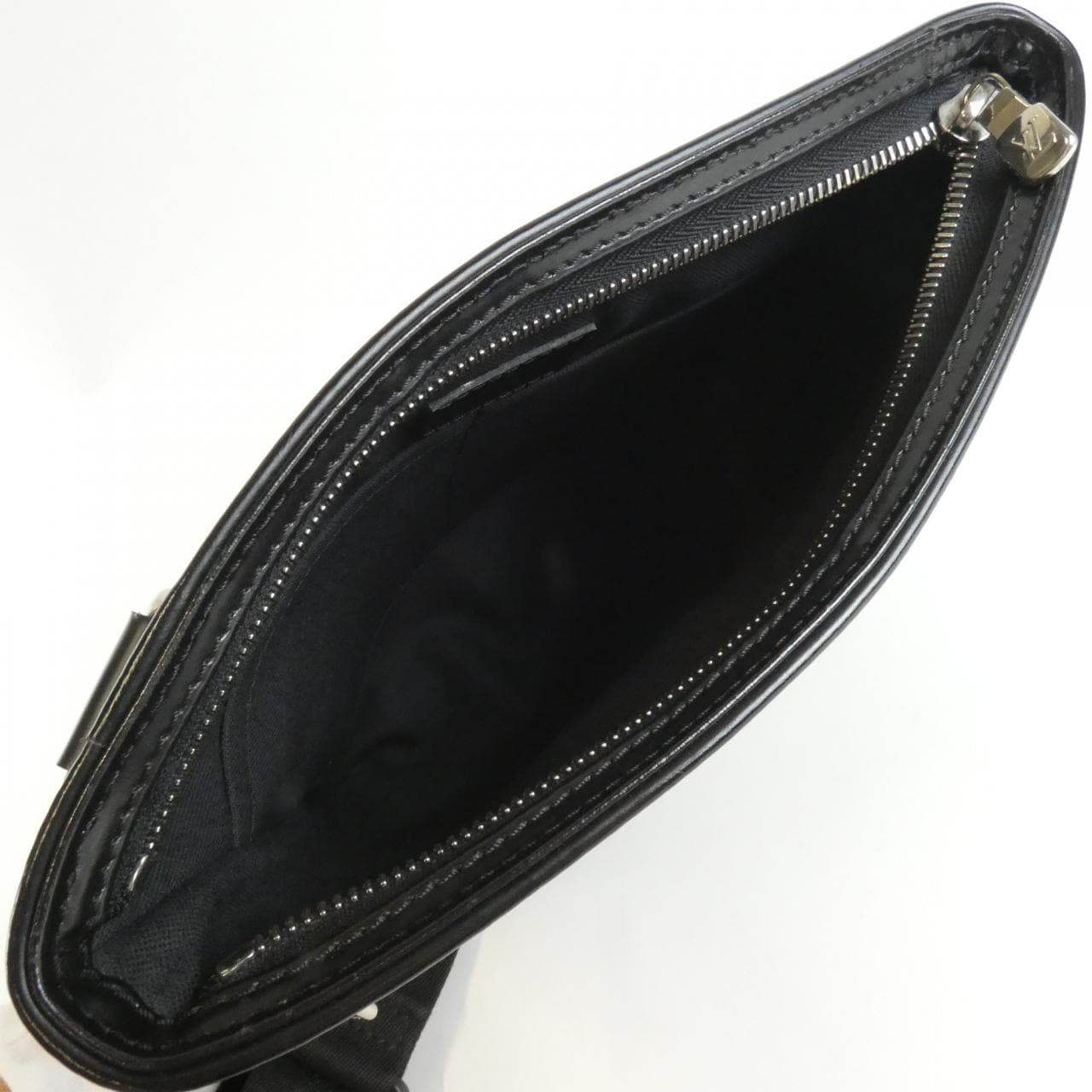 ルイヴィトン ダミエ グラフィット トマス N58028 ショルダーバッグ