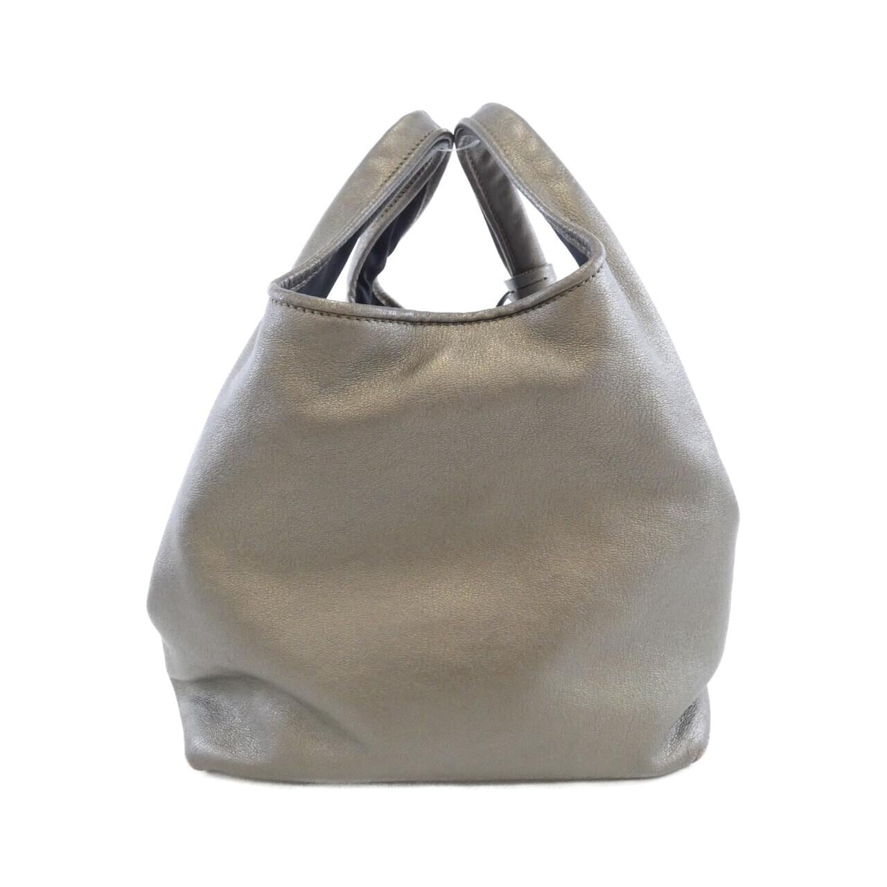 ロエベ カリエ バッグ