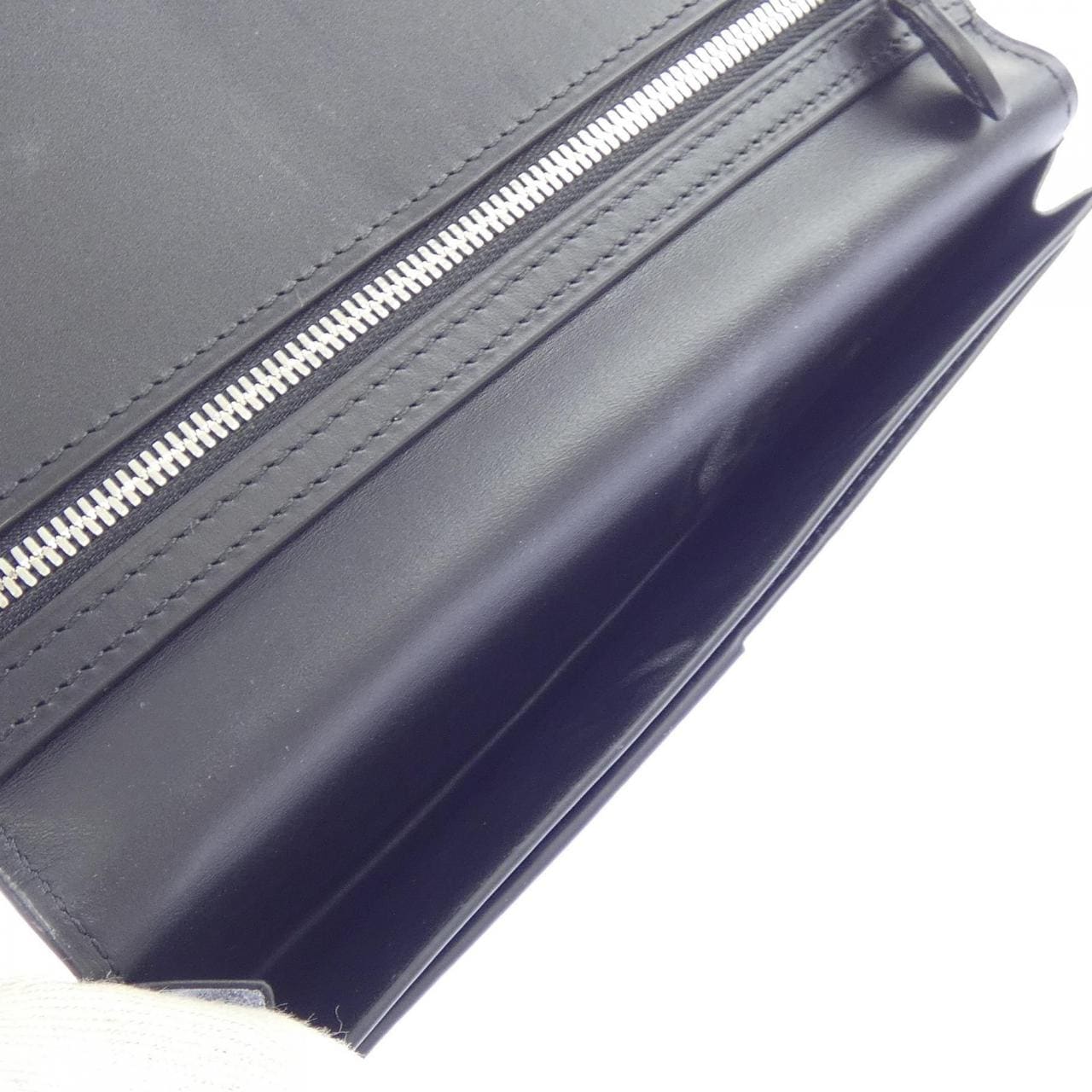 ベルルッティ Berluti サンタルスクリットレザージップロング WALLET