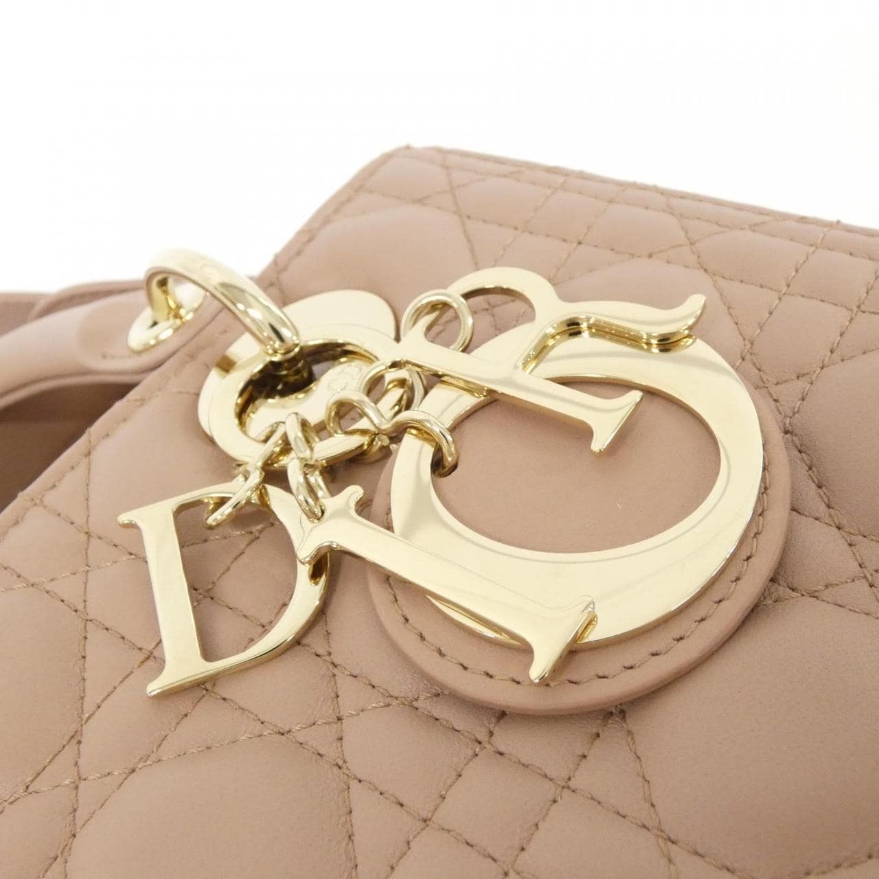 クリスチャンディオール レディ ディオール ミディアム M0565ONGE バッグ