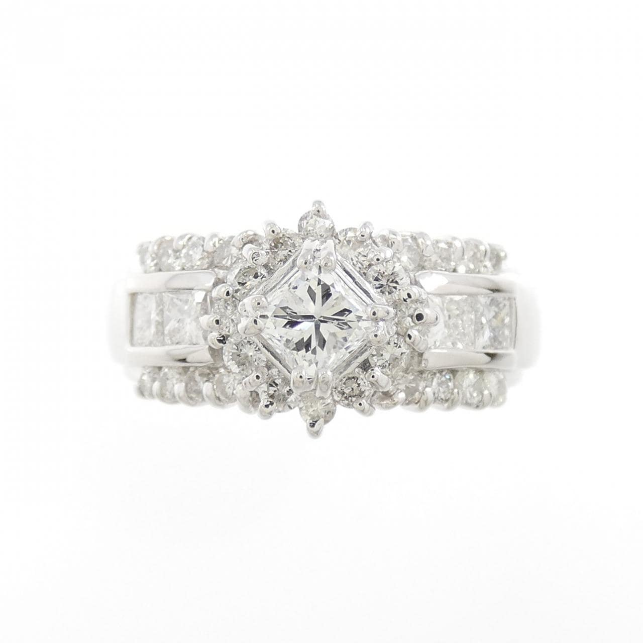 PT900 ダイヤモンド リング 1.00CT