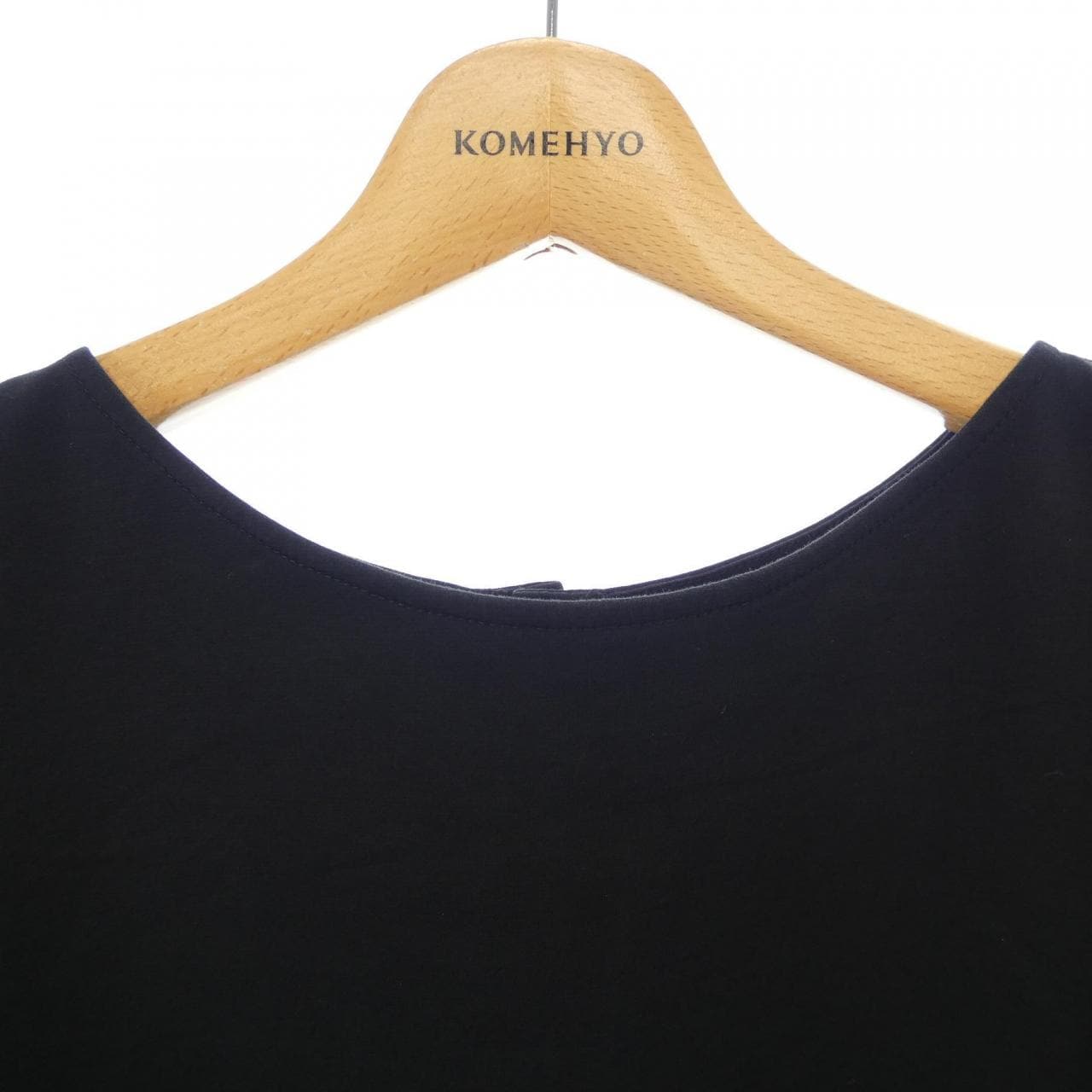 トゥービーシック TO BE CHIC トップス