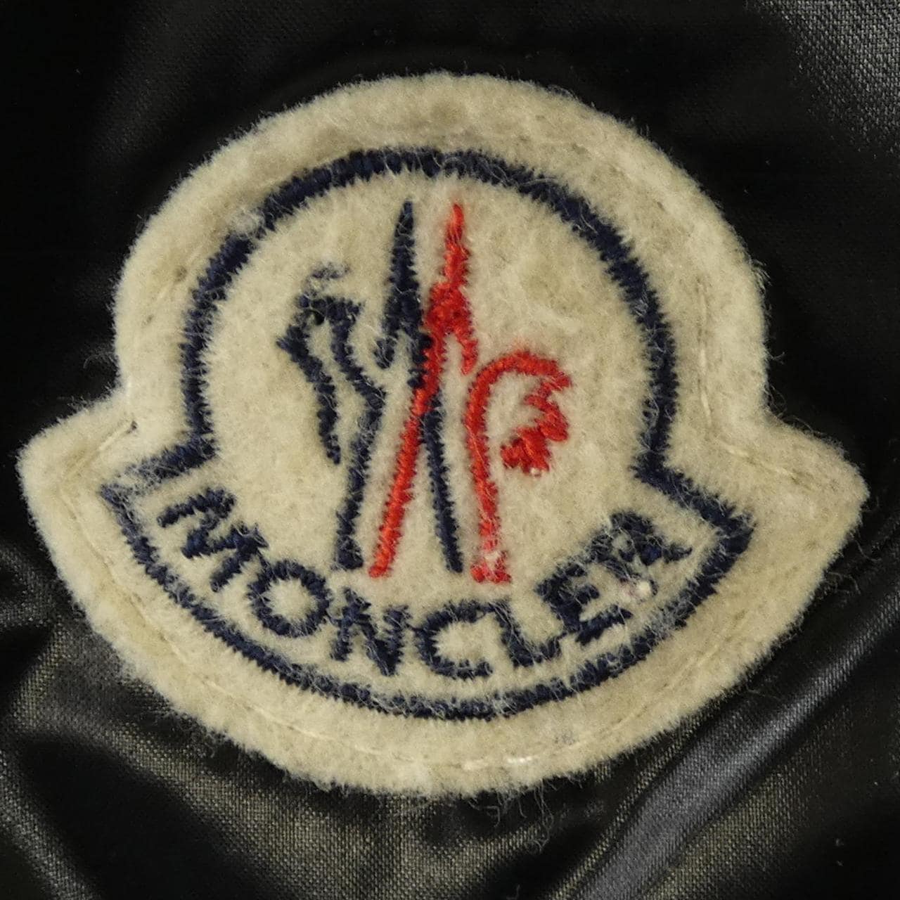 モンクレール MONCLER 44502/91 ROD ダウンジャケット