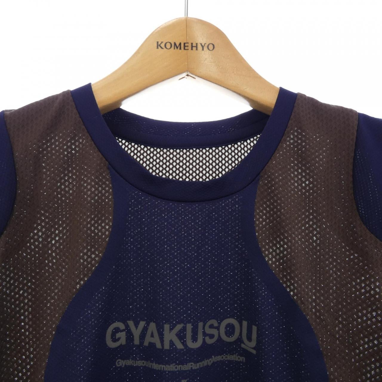 ギャクソウ GYAKUSOU NIKE Tシャツ